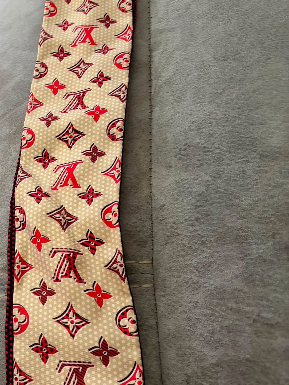 Louis Vuitton Beige and Red Monogram Silk bandeau  Scarf - Picture 2 of 3